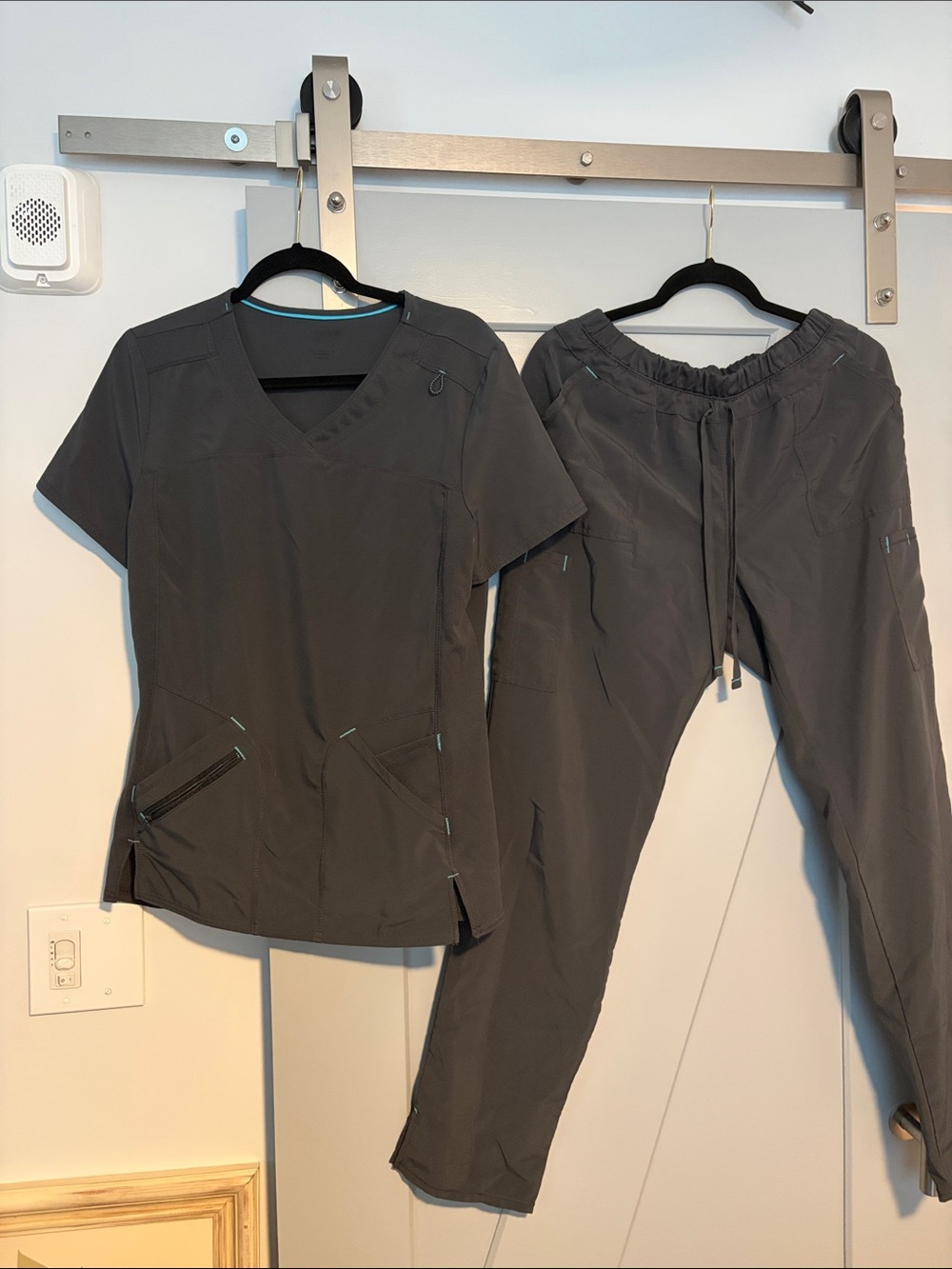 Scrubstar Charcoal Gray V-Neck Scrub Top & Drawstring Jogger Pants